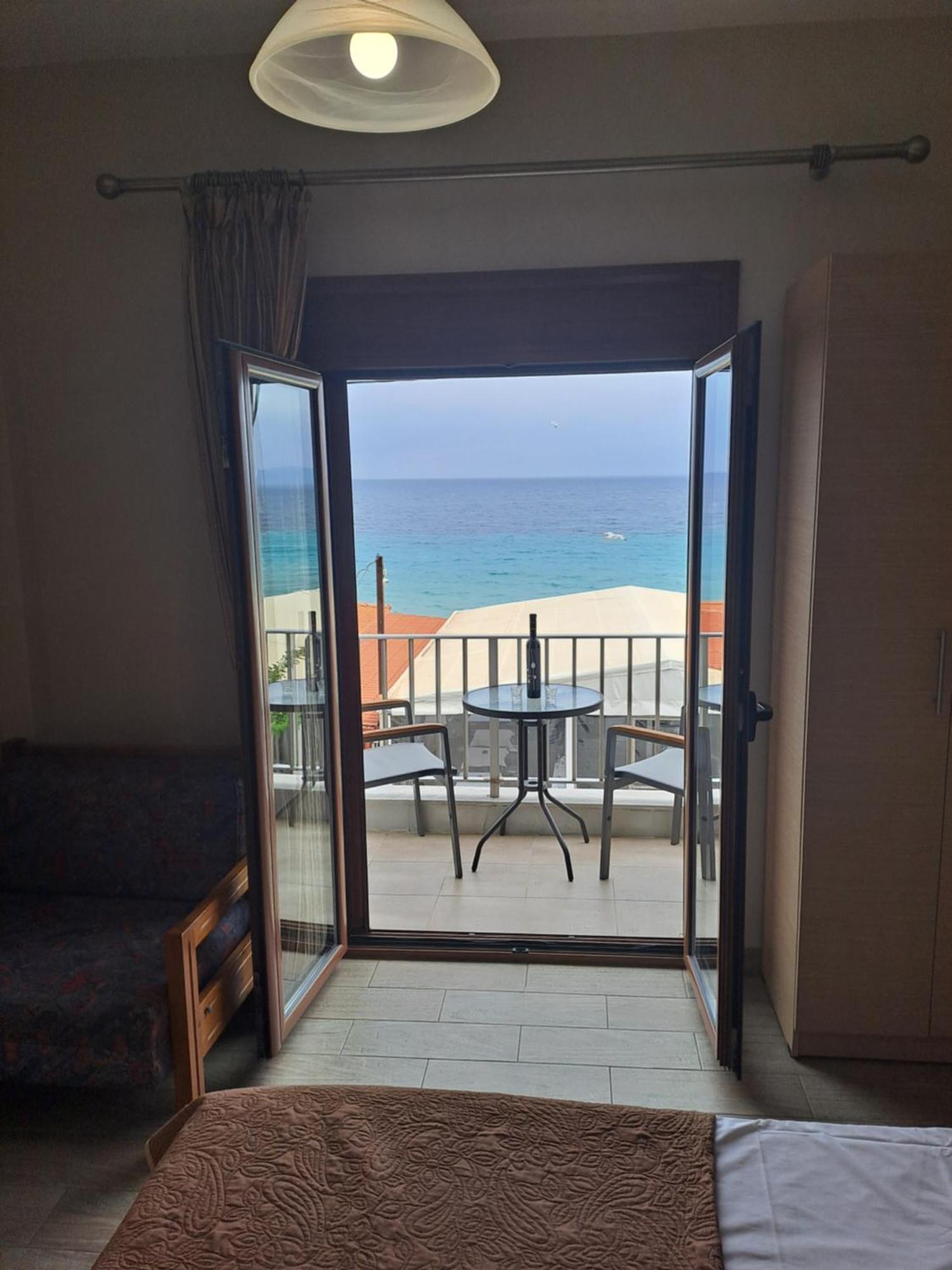 Diolkos Apartement Nea Roda Room photo